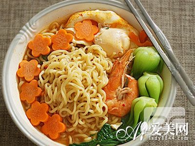 方便面多含抗氧化劑 巧識食物背后的添加劑
