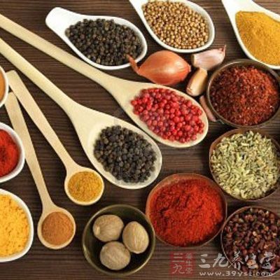 腸道菌群的組成發生了變化，這種變化更加的促炎癥